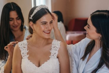 How to Become a Bridezilla in 6 Steps