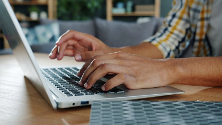 What’s the Buzz in Online Jobs Today?
