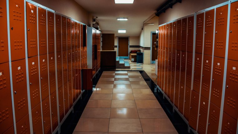 Homeschool vs. Public School: Which Is Best For Your Child