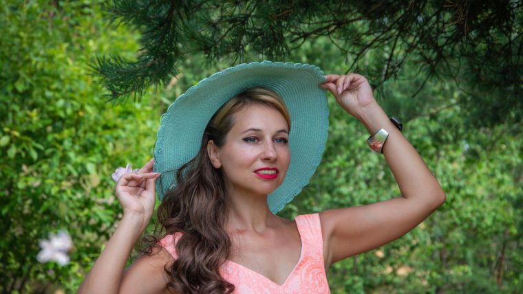 4 Fashionable Ways to Strut Your Sunday Best
