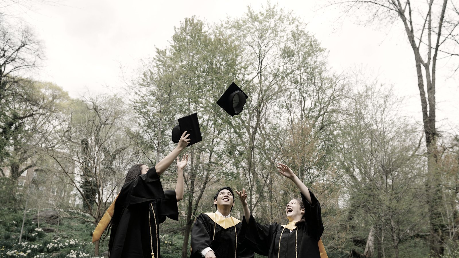 What You and Your Teen Should Know Before a Senior Trip