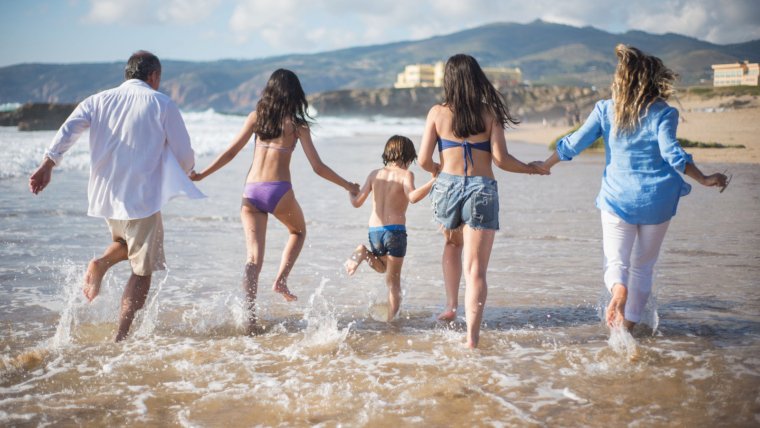4 Mind-Blowing Beach Destinations for Your Next Family Vacation