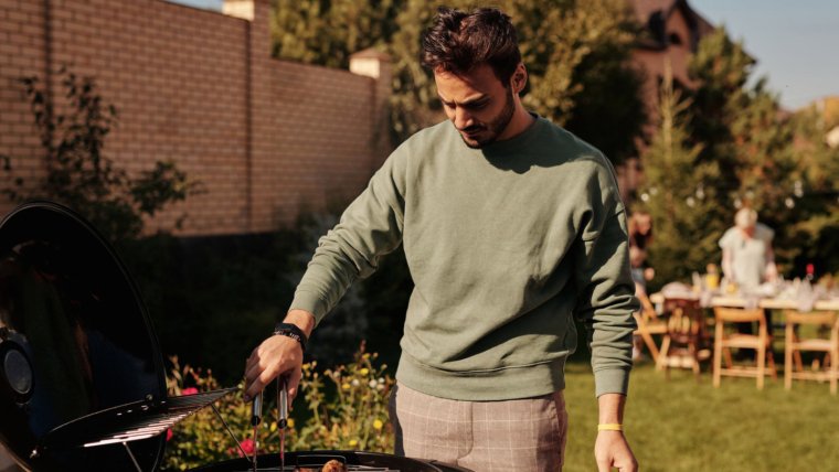 Grill Time: How to Have a Great Backyard BBQ