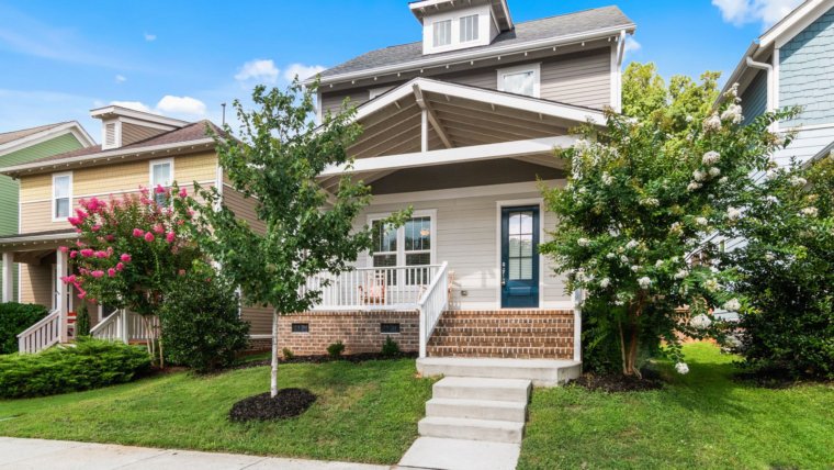 How to Make Sure You Have the Best Yard in the Neighborhood