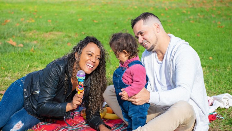Why You Should Take More Family Photos