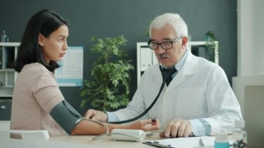 The Diagnosis Trap — How Modern Medicine Turns Symptoms Into Life Sentences