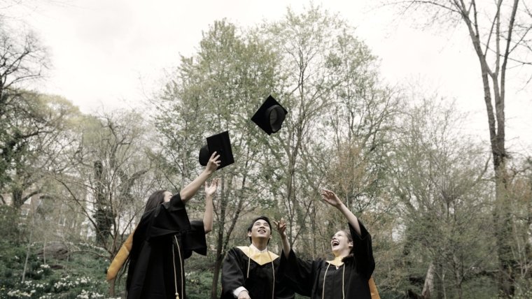 What You and Your Teen Should Know Before a Senior Trip