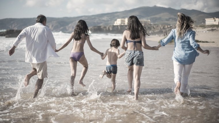 4 Mind-Blowing Beach Destinations for Your Next Family Vacation